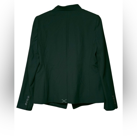 Ann Tylor Petite Cutaway Blazer in Bi-Stretch - Picture 5 of 7